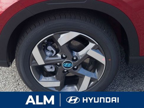 New 2025 Hyundai Venue Limited FWD image 11