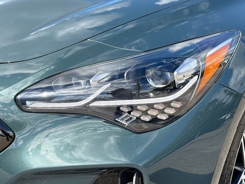 Used 2023 Kia Stinger GT2 image 9