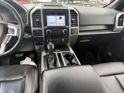 Used 2018 Ford F150 Lariat image 13