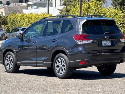 Used 2019 Subaru Forester Premium w/ Popular Package #1 AWD/4WD image 5
