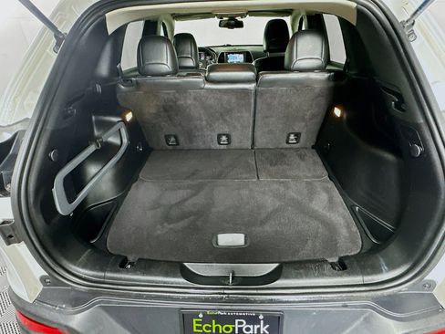 Used 2015 Jeep Cherokee Limited w/ Trailer Tow Group image 29