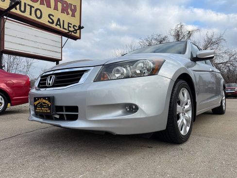 Used 2010 Honda Accord EX-L image 1