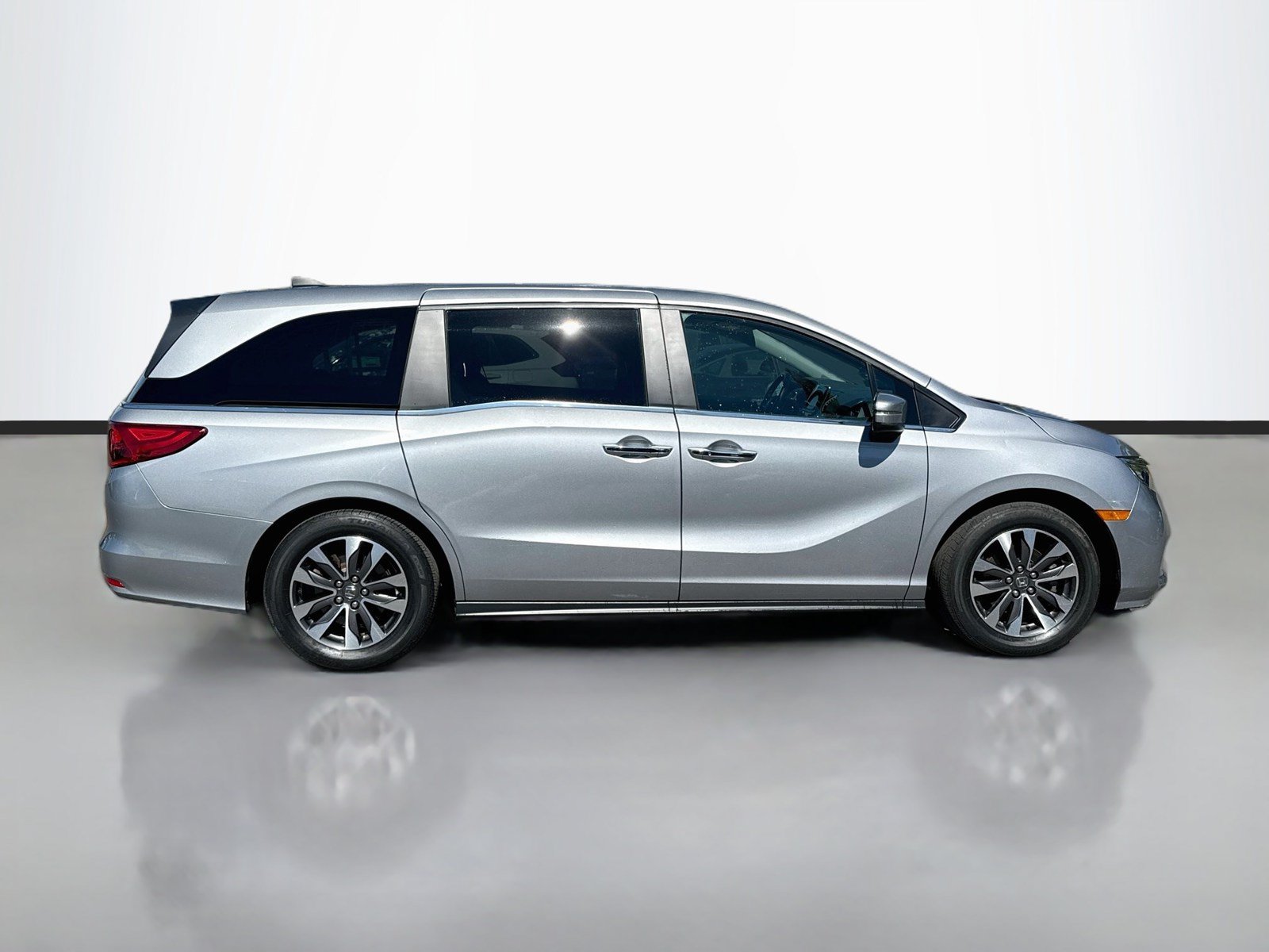 Used 2023 Honda Odyssey EX-L image 8