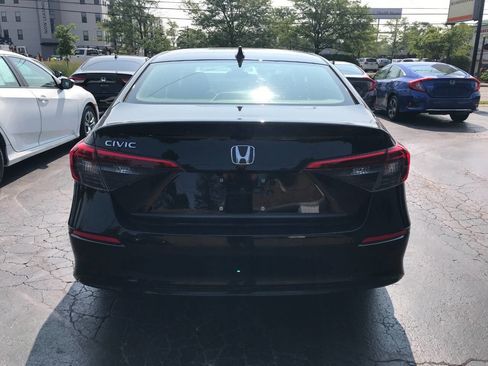 Used 2022 Honda Civic EX image 6
