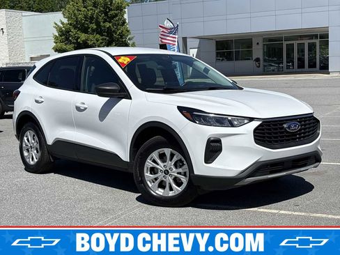 Used 2025 Ford Escape Active AWD/4WD image 1