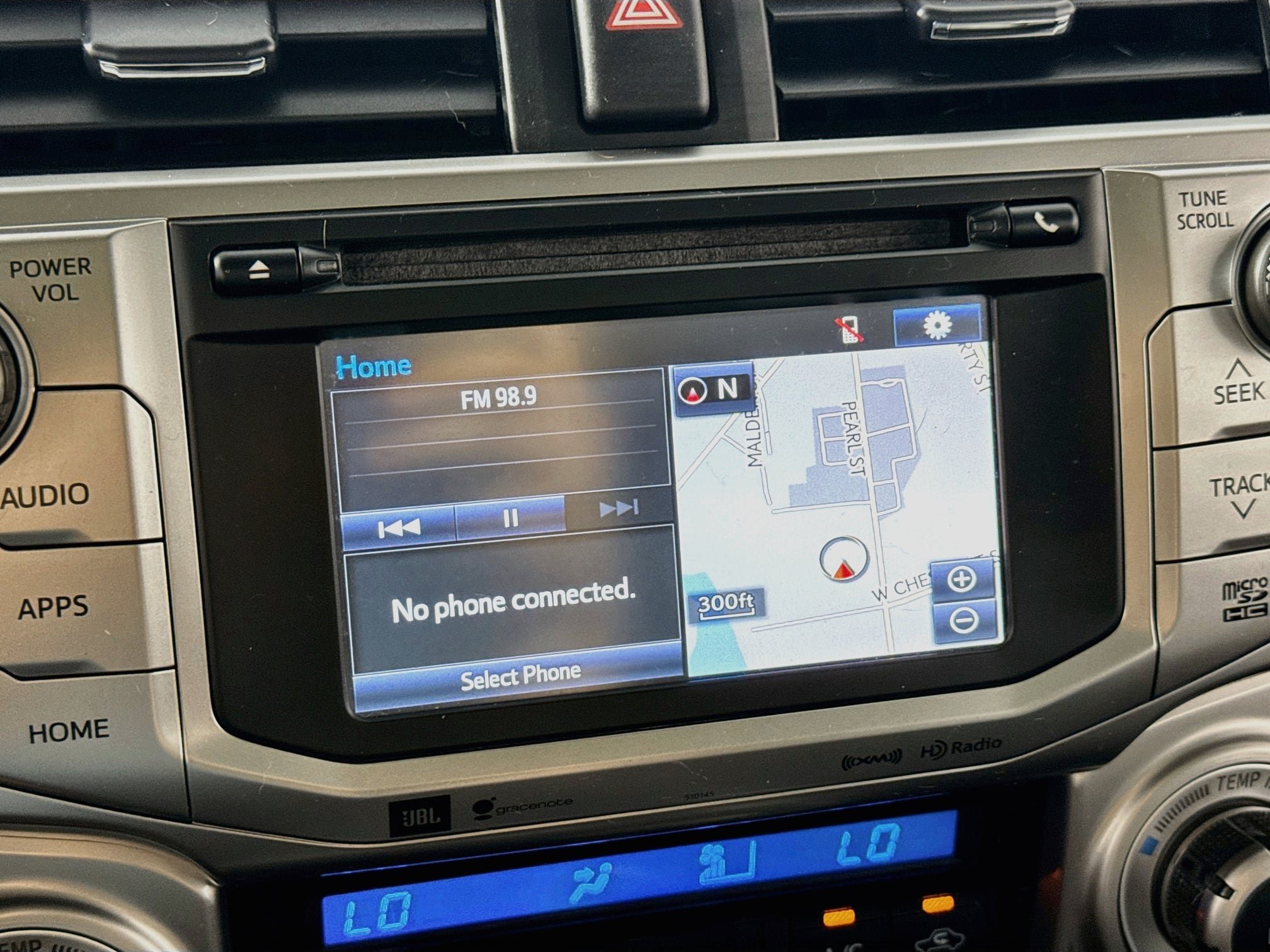 Used 2018 Toyota 4Runner Limited AWD/4WD image 18