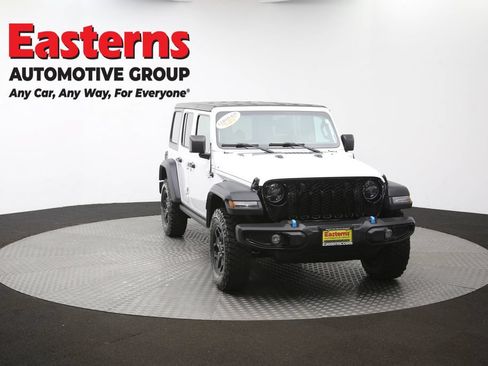 Used 2023 Jeep Wrangler Unlimited w/ Cold Weather Group AWD/4WD image 50