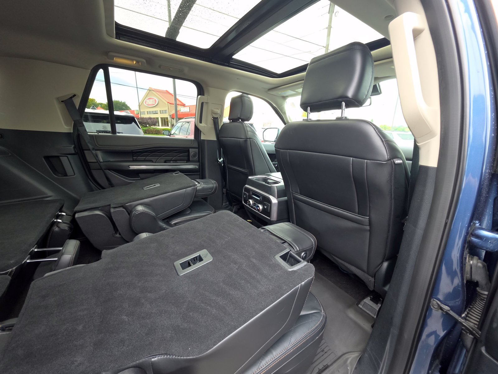 Used 2019 Ford Expedition Platinum AWD/4WD image 33