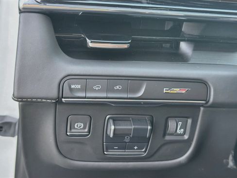 Certified 2023 Cadillac Escalade V w/ LPO, Floor Liner Package AWD/4WD image 10