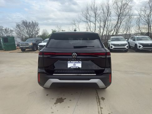 New 2026 Volkswagen Tiguan S FWD image 6