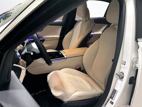 Used 2022 Mercedes-Benz C 300 C 300 image 21