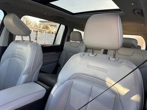 Used 2021 Jeep Grand Cherokee L Overland image 24
