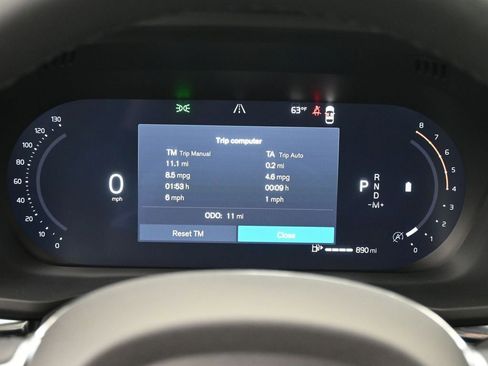 New 2026 Volvo XC60 B5 Plus w/ Climate Package AWD/4WD image 9