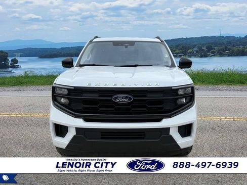 Used 2025 Ford Expedition Max Active image 8