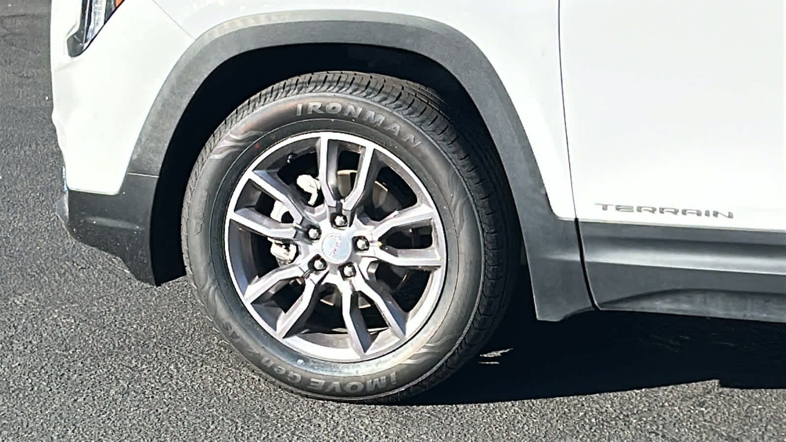 Used 2023 GMC Terrain SLT AWD/4WD image 9