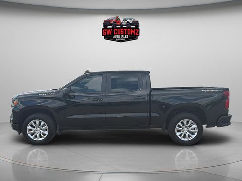 Used 2025 Chevrolet Silverado 1500 Custom AWD/4WD image 4
