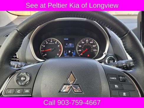 Used 2025 Mitsubishi Eclipse Cross AWD image 31