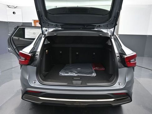 New 2026 Chevrolet Trax ACTIV w/ Driver Confidence Package image 8