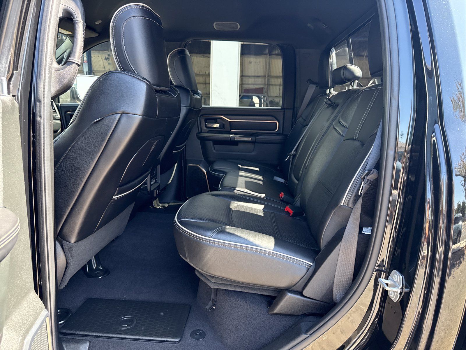 Used 2020 RAM 2500 Limited AWD/4WD image 25