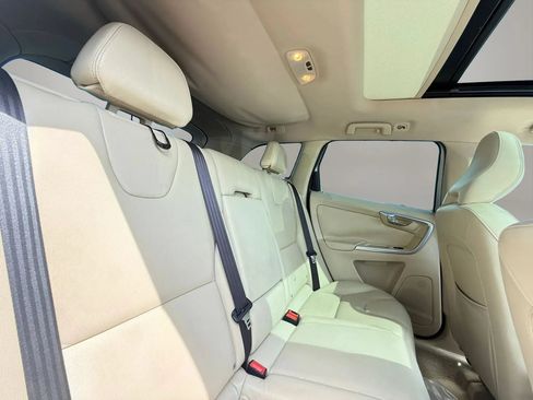 Used 2015 Volvo XC60 T5 Premier FWD image 13