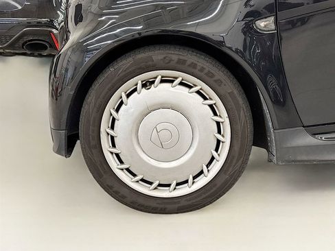 Used 2014 smart fortwo pure RWD image 21