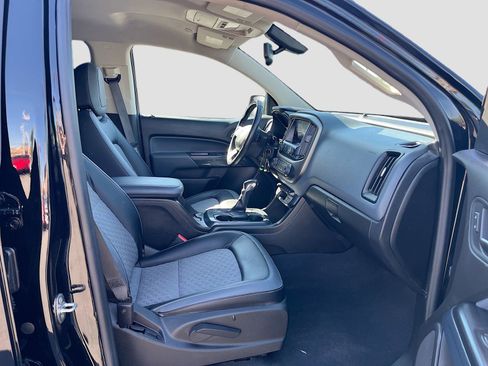 Used 2022 Chevrolet Colorado Z71 image 27