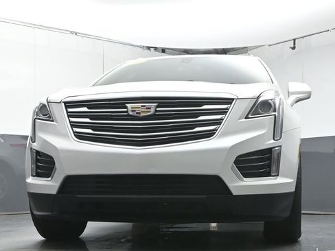 Used 2018 Cadillac XT5 FWD w/ LPO, Wheel Lock Package image 32