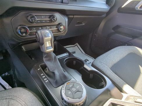 Used 2025 Ford Bronco Big Bend image 23