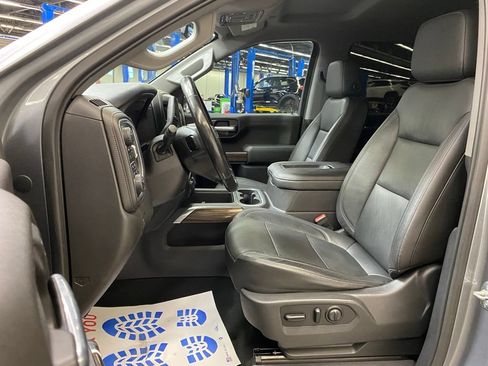 Used 2019 Chevrolet Silverado 1500 LT Trail Boss AWD/4WD image 17