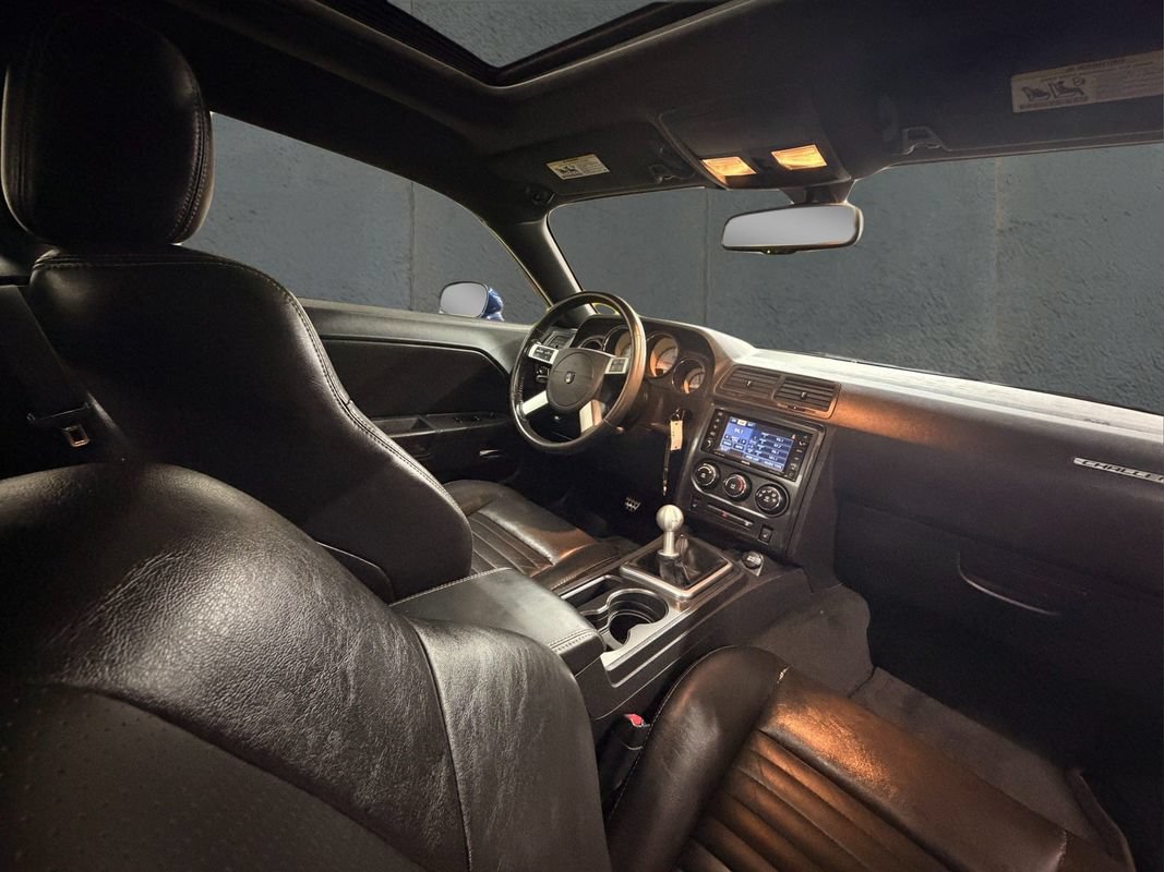 Used 2009 Dodge Challenger R/T RWD image 26