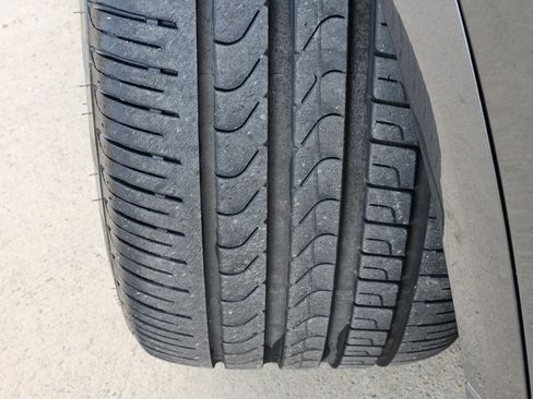 Used 2019 Audi Q8 Prestige w/ Luxury Package image 10