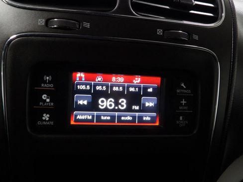 Used 2019 Dodge Journey SE FWD image 13