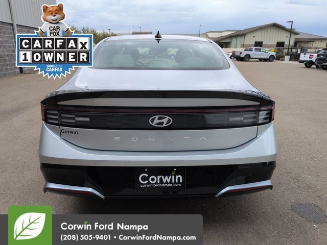 Used 2025 Hyundai Sonata SEL FWD image 4
