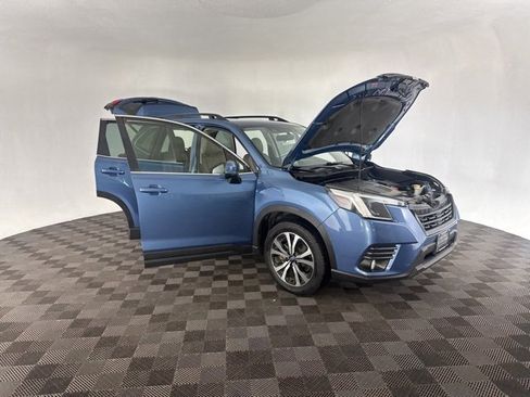 Used 2023 Subaru Forester Limited image 12