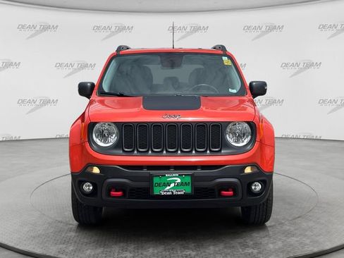 Used 2016 Jeep Renegade Trailhawk w/ Cold Weather Group AWD/4WD image 2