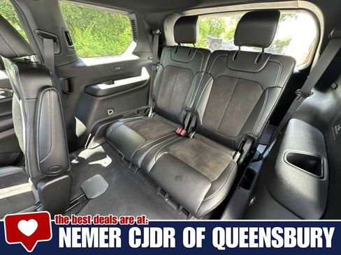 Used 2023 Jeep Grand Cherokee L Laredo AWD/4WD image 22