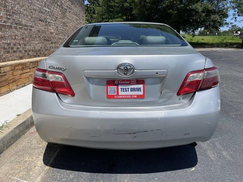 Used 2009 Toyota Camry LE image 18