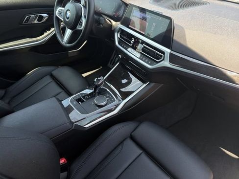 Used 2020 BMW 330i Sedan w/ M Sport Package RWD image 16