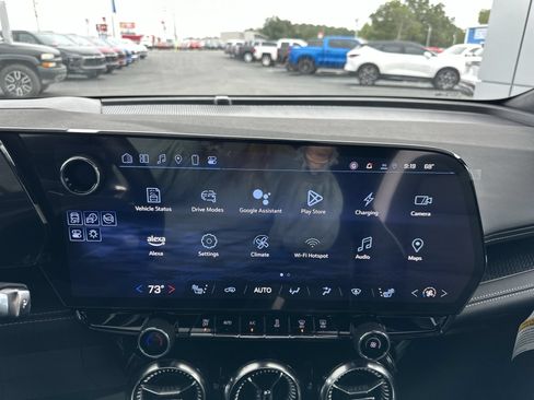 Used 2025 Chevrolet Blazer EV LT AWD/4WD image 16