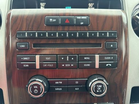 Used 2012 Ford F150 Lariat w/ Lariat Chrome Pkg image 18