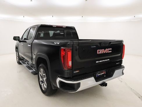 Used 2023 GMC Sierra 1500 SLT w/ SLT Premium Package image 26