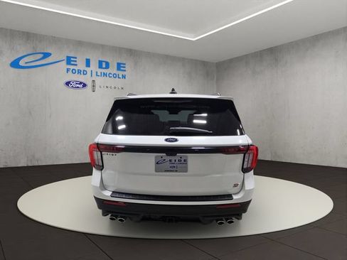 Used 2025 Ford Explorer ST AWD/4WD image 9