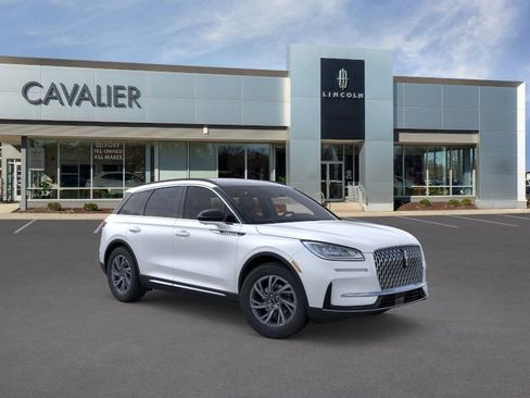 Used 2025 Lincoln Corsair Premiere w/ Equipment Group 101A image 7