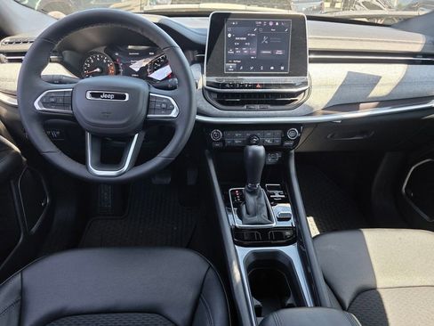 New 2025 Jeep Compass Latitude w/ Sun & Sound Group image 10