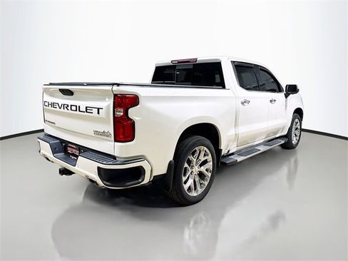 Used 2019 Chevrolet Silverado 1500 High Country image 7
