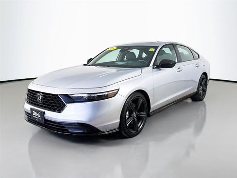 Certified 2025 Honda Accord Sport image 4