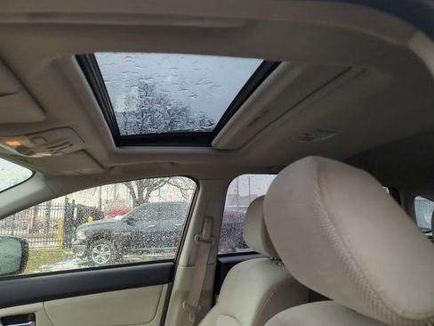 Used 2014 Subaru Crosstrek 2.0i Premium w/ Moonroof Package image 7