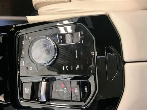 Certified 2025 BMW 530i 530i image 32