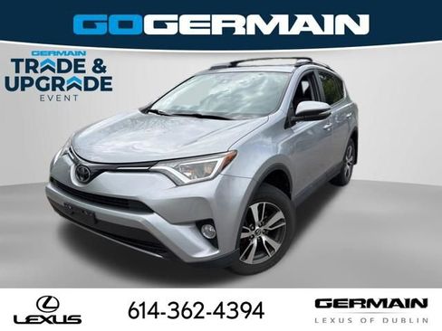 Used 2018 Toyota RAV4 XLE AWD/4WD image 1