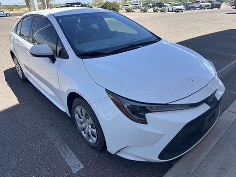 Used 2020 Toyota Corolla LE w/ Carpet Mat Package (TMS) FWD image 10